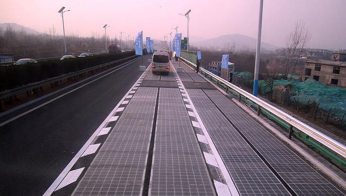 智能道路成新技术宠儿 美国还在研发中国已实践