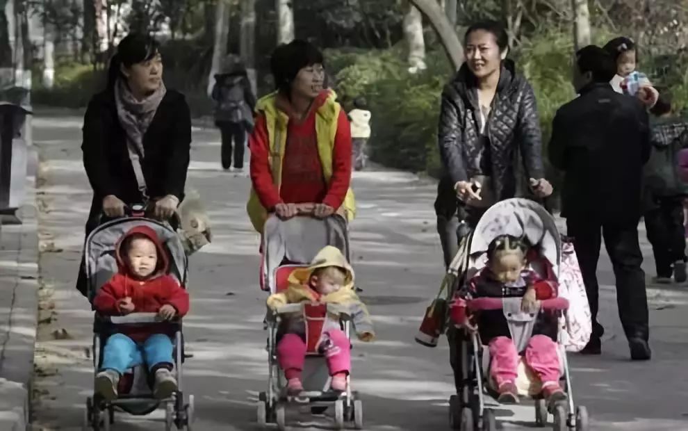 都是一个爸妈生的,为什么老二比老大精?原来根源在这里