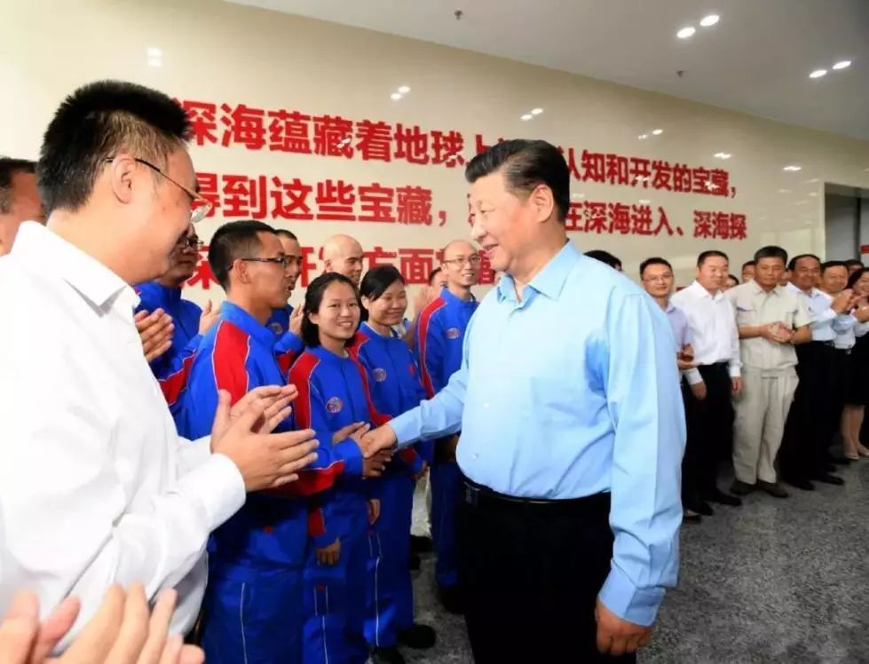 胡震:8年磨一剑的“深海勇士”号司令