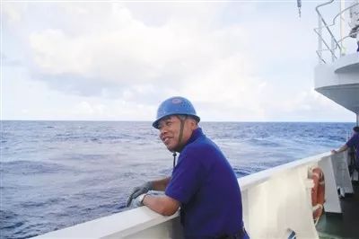 胡震:8年磨一剑的“深海勇士”号司令