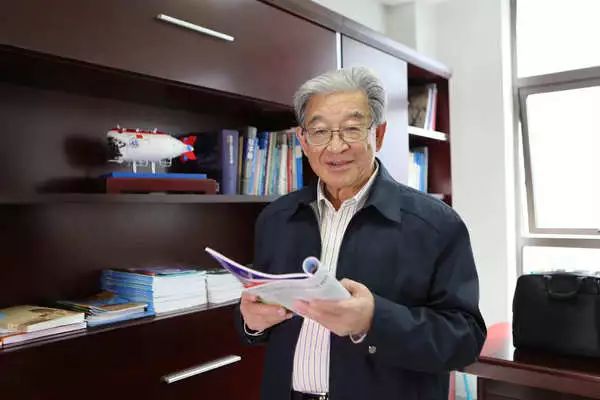 徐芑南:一生情系深蓝梦