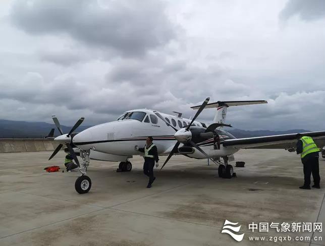 用炮弹打?人工增雨到底会不会污染空气?