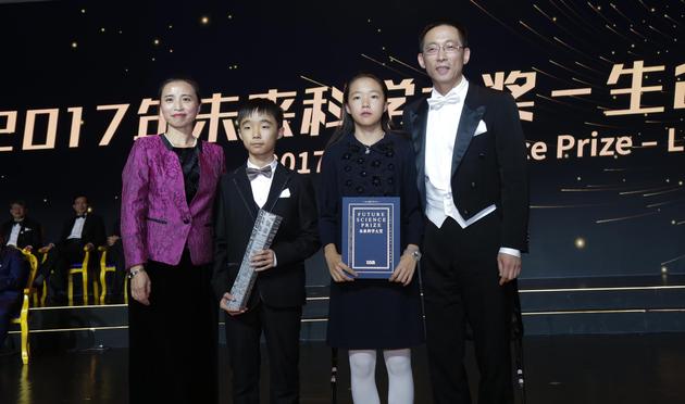 施一公:感谢大时代让我们有追求梦想的机遇