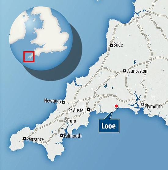 英国发现四千年前骨灰瓮,距离地表仅25厘米