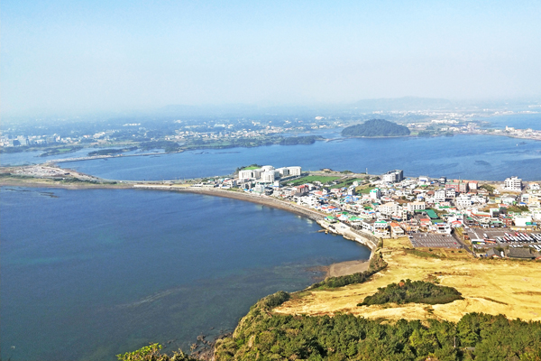 海岸地貌是怎样形成的?