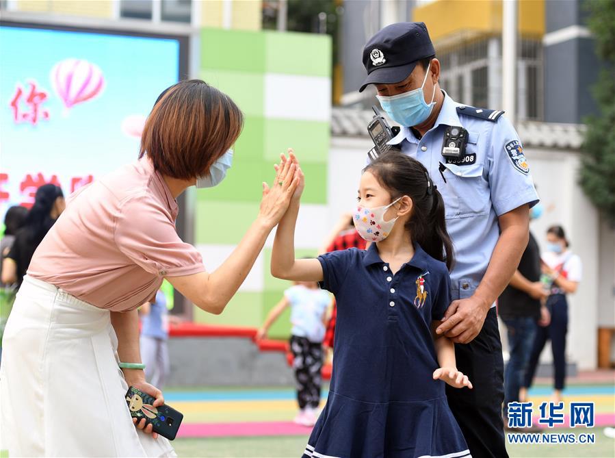 不一样的开学季,各地中小学准备好了吗?